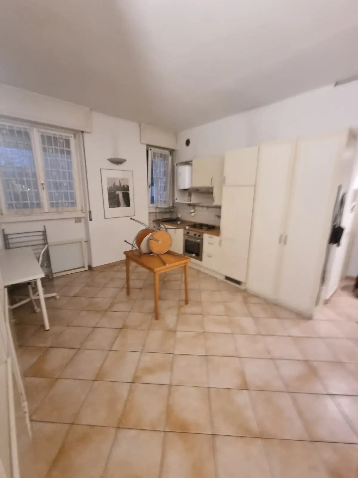 Monolocale Solari Tortona 30mq prima della ristrutturazione