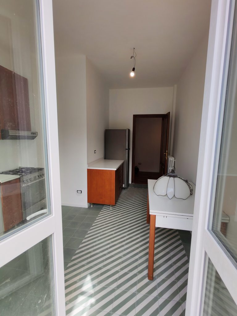 trilocale 70mq zona cucina dopo lorenteggio milano